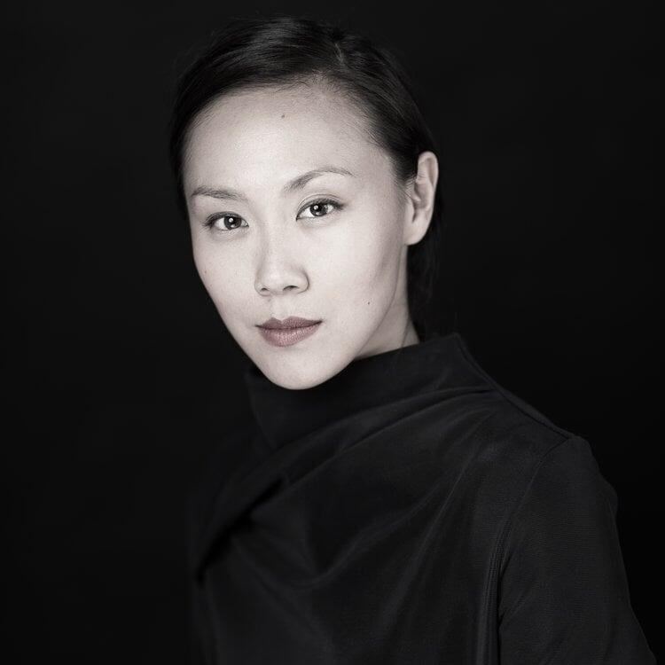 Headshot - Jasmine Chen Headshot - Jasmine Chen